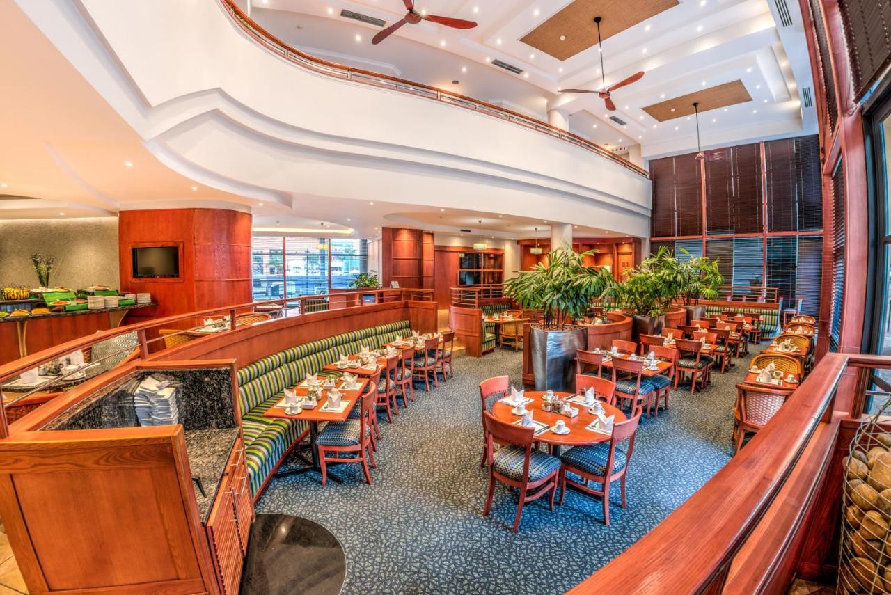 דורבן City Lodge Hotel Umhlanga Ridge מראה חיצוני תמונה