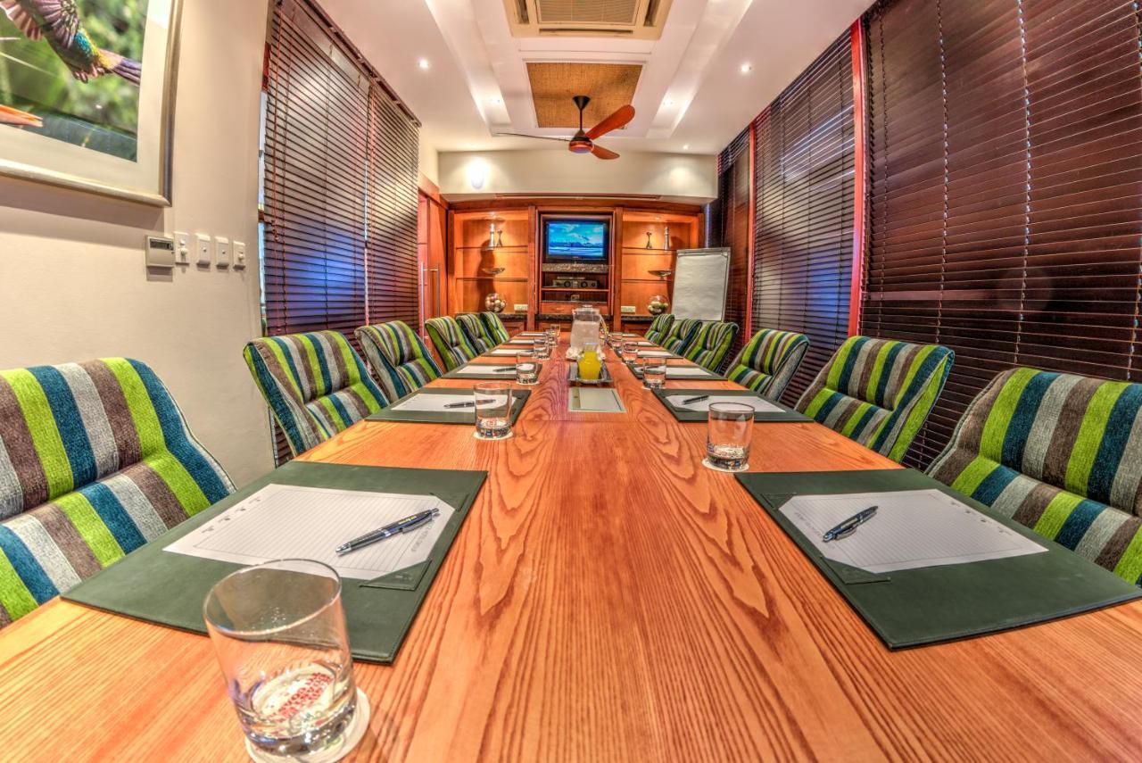דורבן City Lodge Hotel Umhlanga Ridge מראה חיצוני תמונה