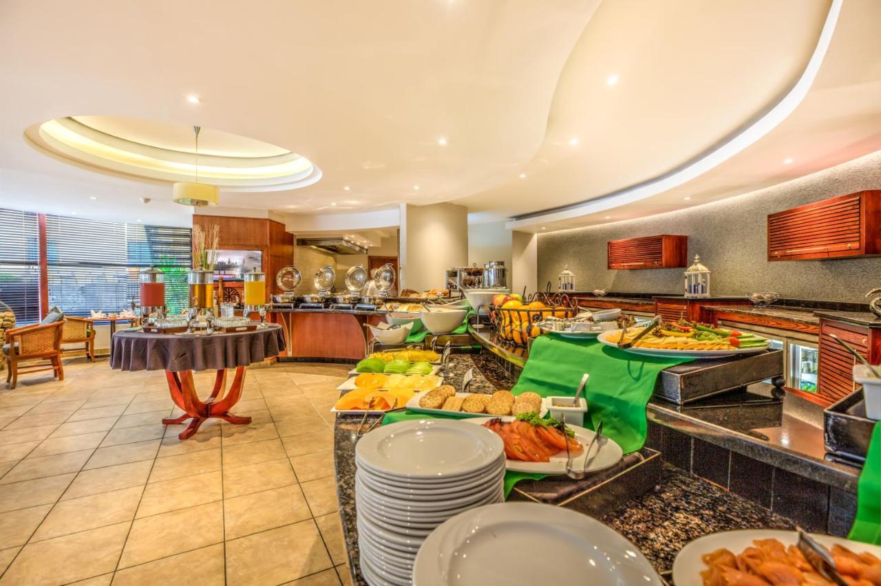 דורבן City Lodge Hotel Umhlanga Ridge מראה חיצוני תמונה