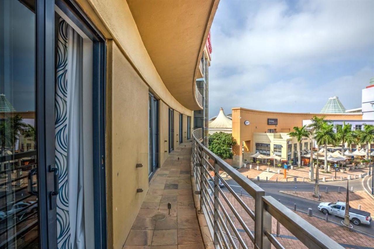 דורבן City Lodge Hotel Umhlanga Ridge מראה חיצוני תמונה