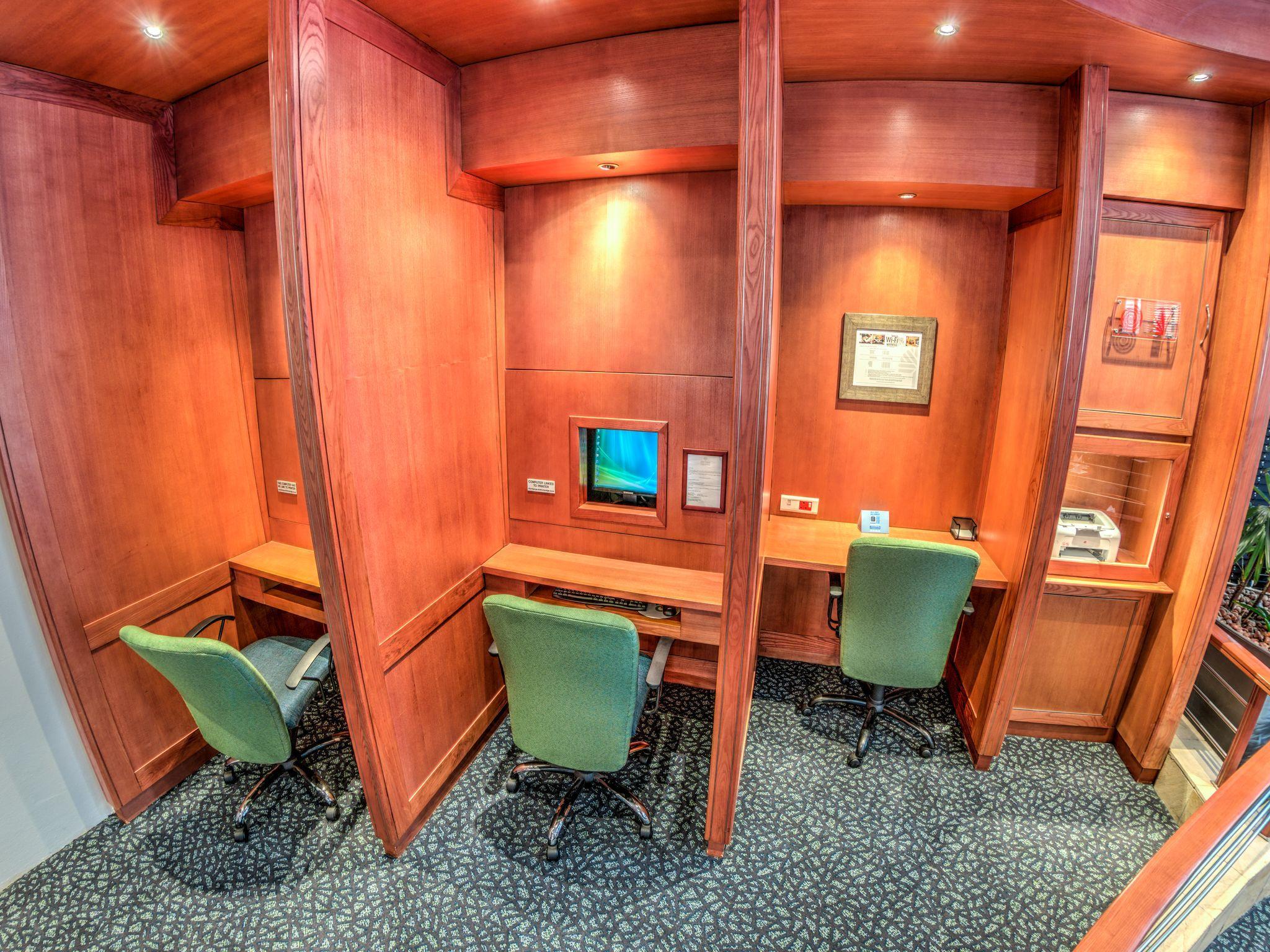 דורבן City Lodge Hotel Umhlanga Ridge מראה חיצוני תמונה