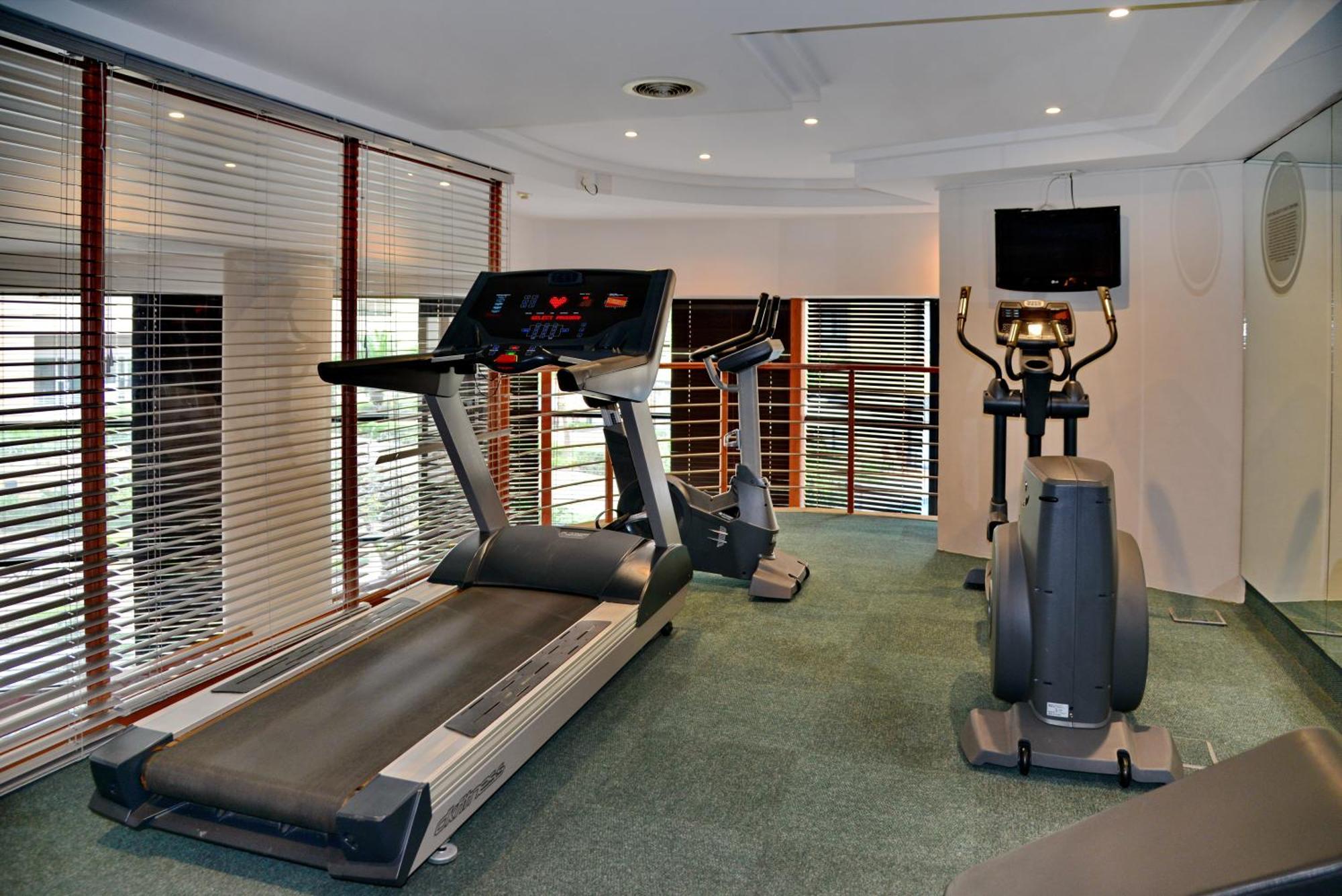 דורבן City Lodge Hotel Umhlanga Ridge מראה חיצוני תמונה