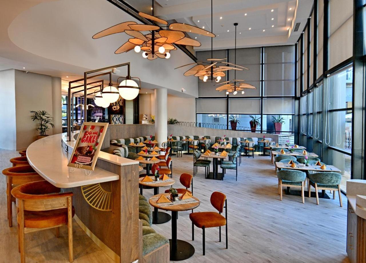 דורבן City Lodge Hotel Umhlanga Ridge מראה חיצוני תמונה