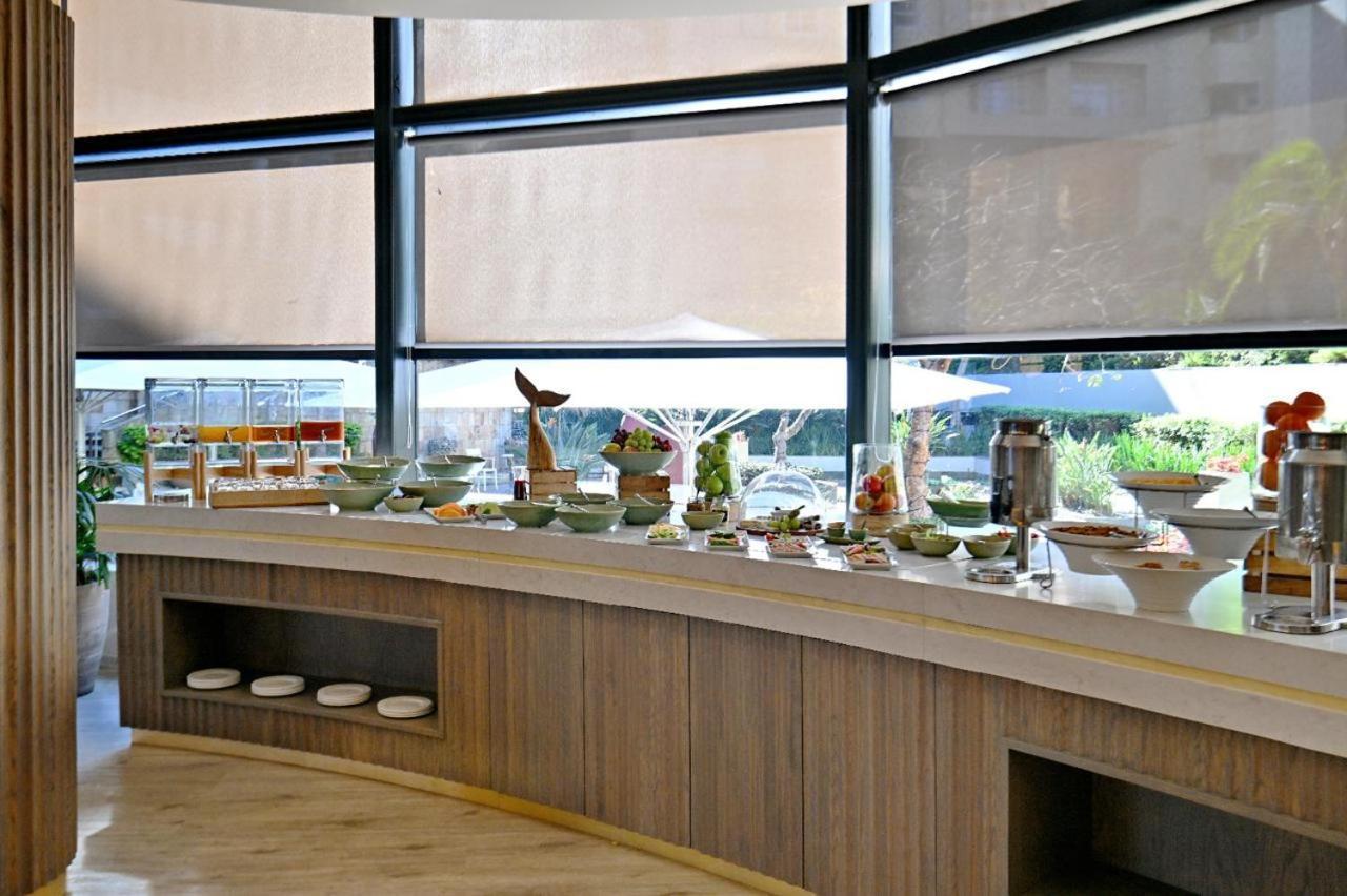 דורבן City Lodge Hotel Umhlanga Ridge מראה חיצוני תמונה
